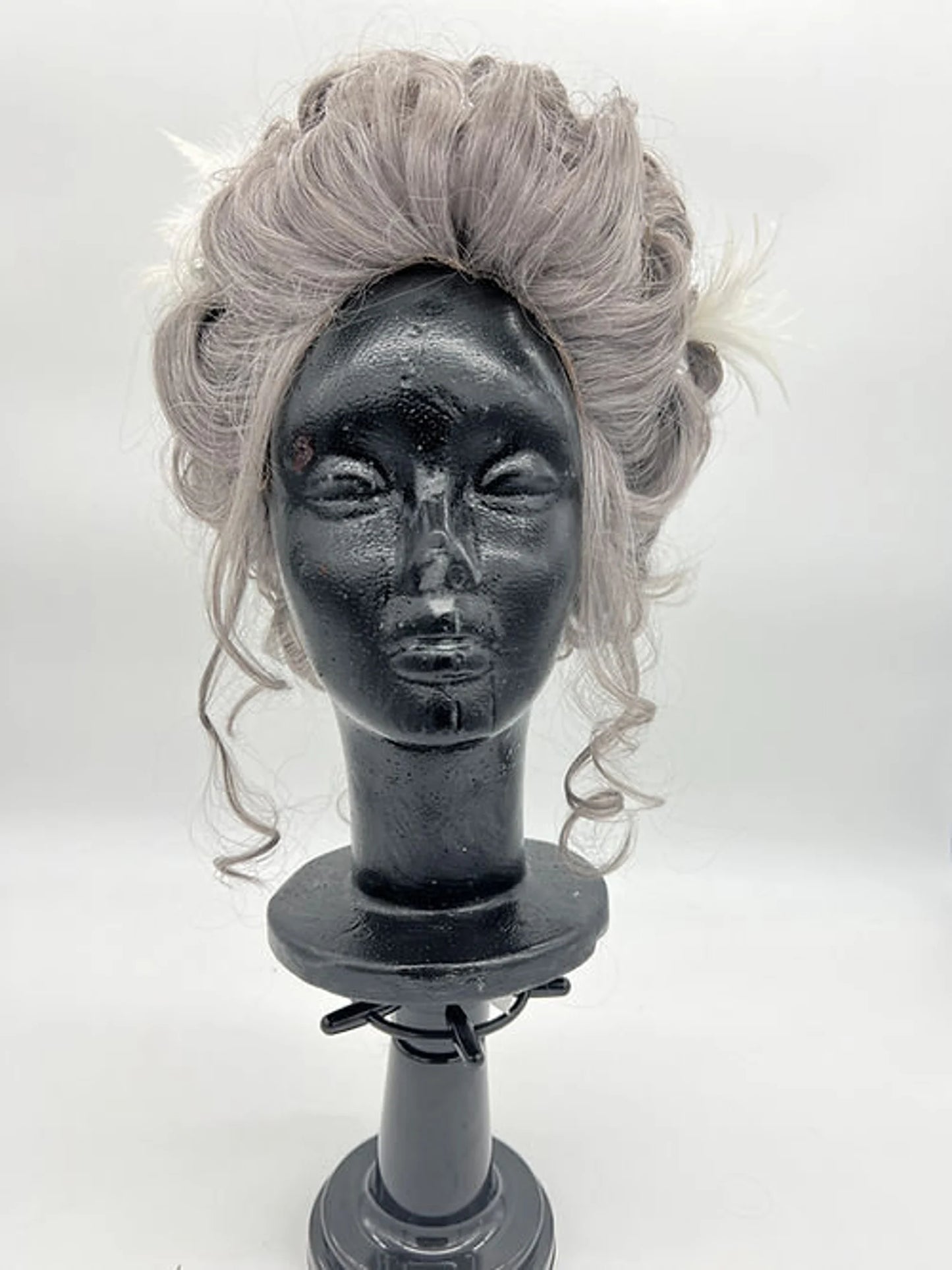 Blue grey 18th century Synthetic/Human Hair Blend (Bridgeton)