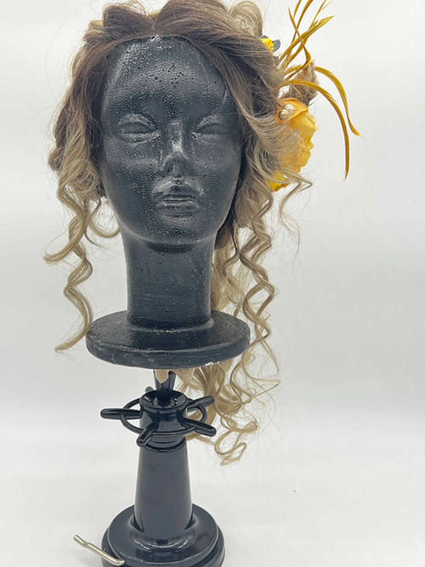 Summer updo Synthetic/Human Hair Blend