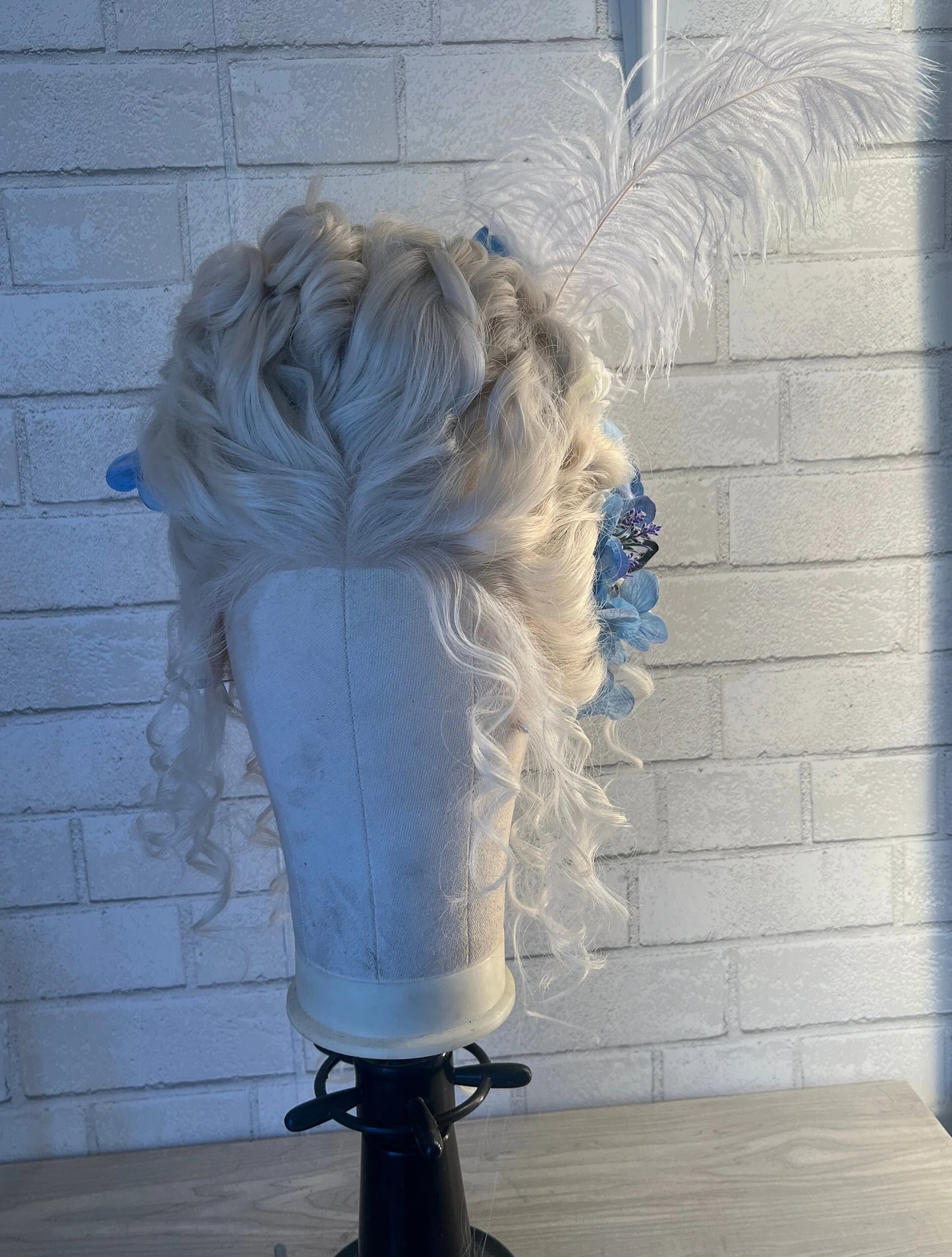 Morning Dew 18th century Human Hair (Bridgeton)