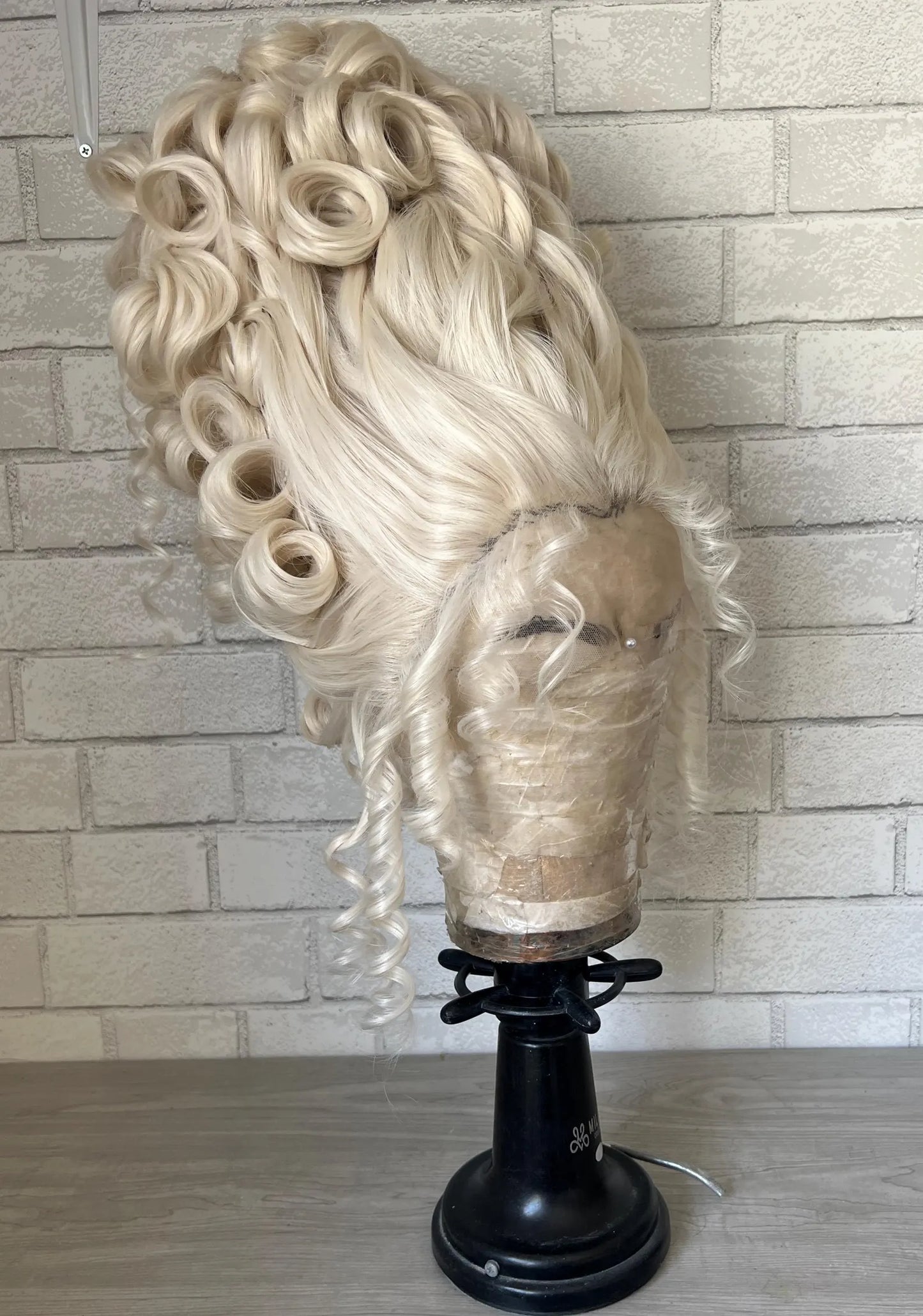 Sky high Queen Elizabeth 18th century Human Hair (Bridgeton) with free customization