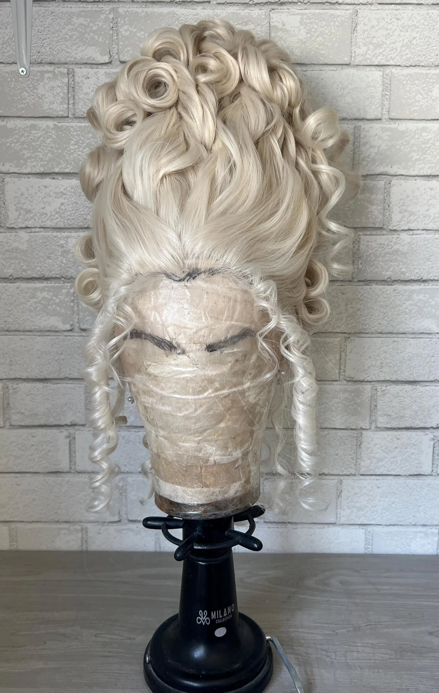 Sky high Queen Elizabeth 18th century Human Hair (Bridgeton) with free customization